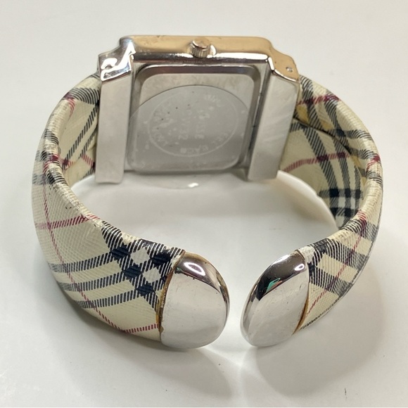 Suisse | Vintage CW32 Plaid Stainless Steel Cuff Bangle Watch SMALL - Picture 4 of 6